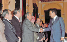 Saludando al ex presidente Zapatero